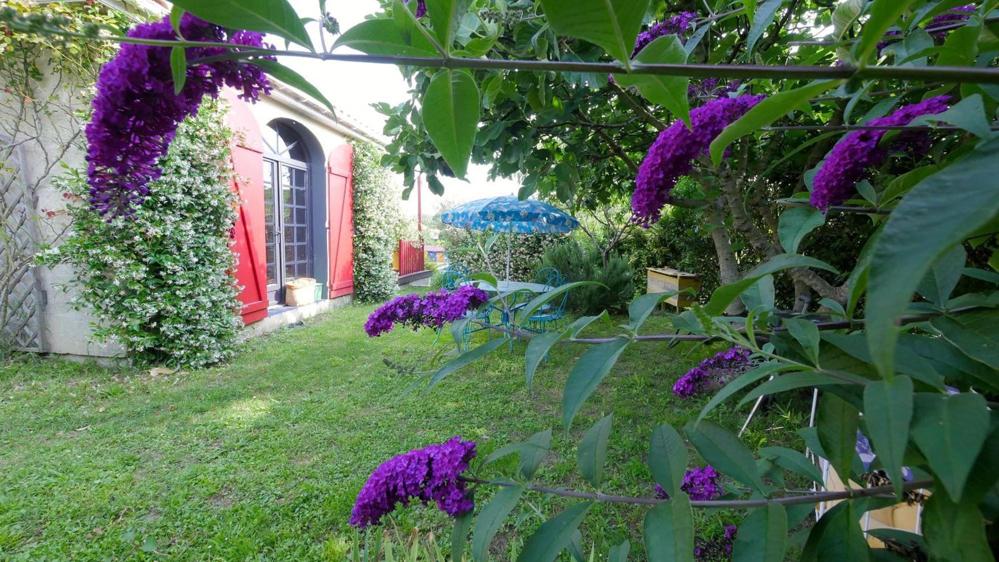 Les Jardins D'Ispahan Prignac-et-Marcamps المظهر الخارجي الصورة